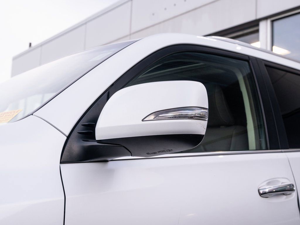 Used 2018 Lexus GX 460 image 12