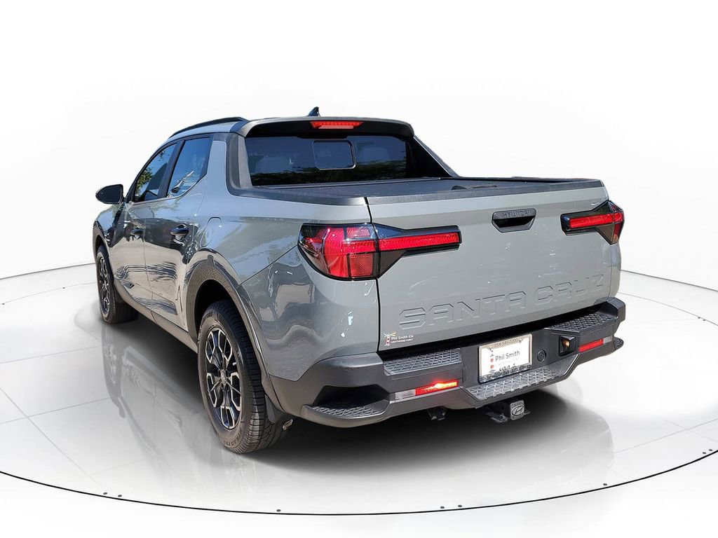 Used 2022 Hyundai Santa Cruz SEL w/ Activity Package FWD image 4