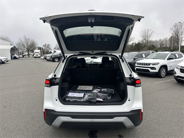 New 2026 Volkswagen Tiguan SE image 35