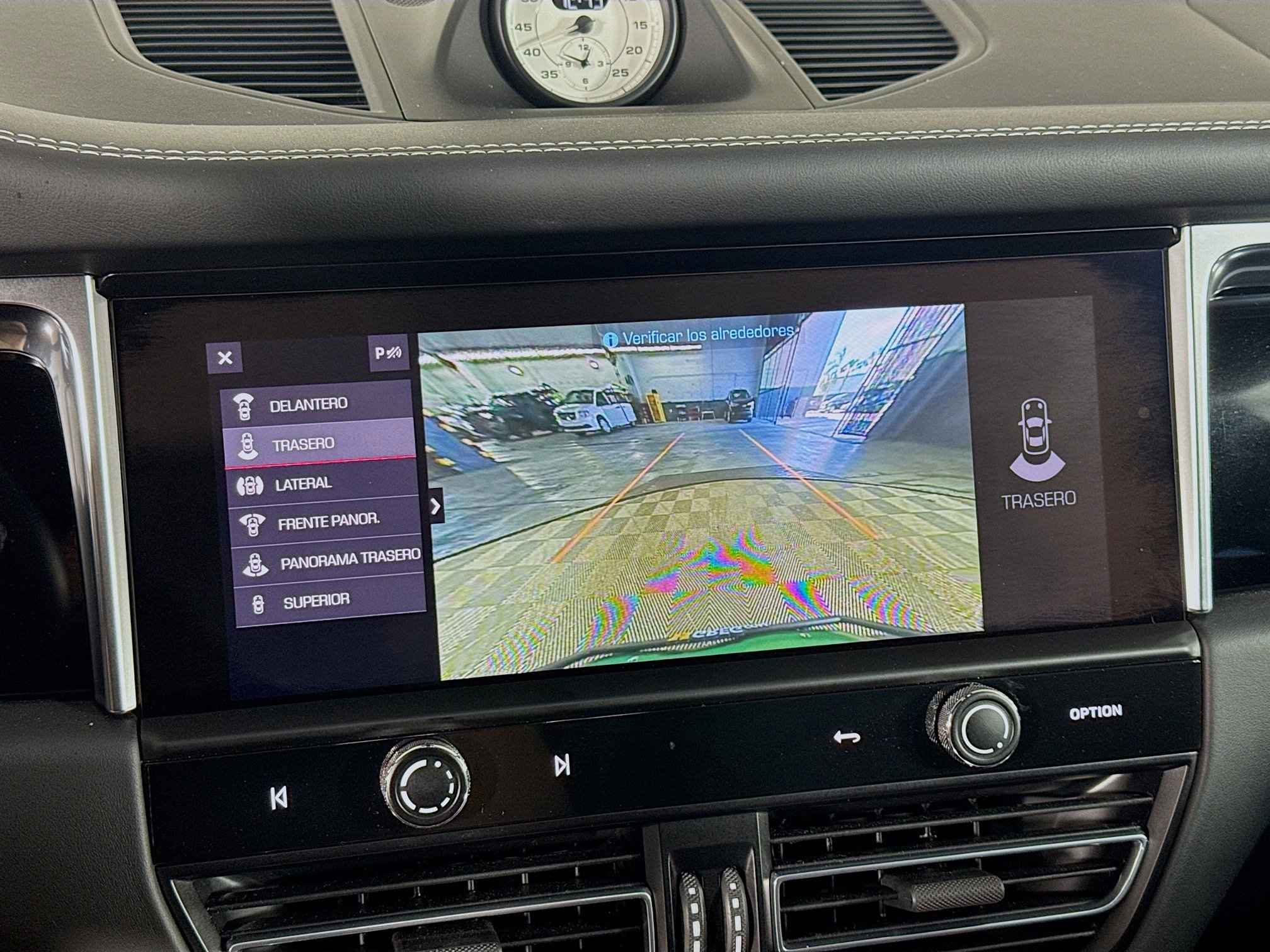 Used 2024 Porsche Macan Turbo w/ Premium Plus Package image 19