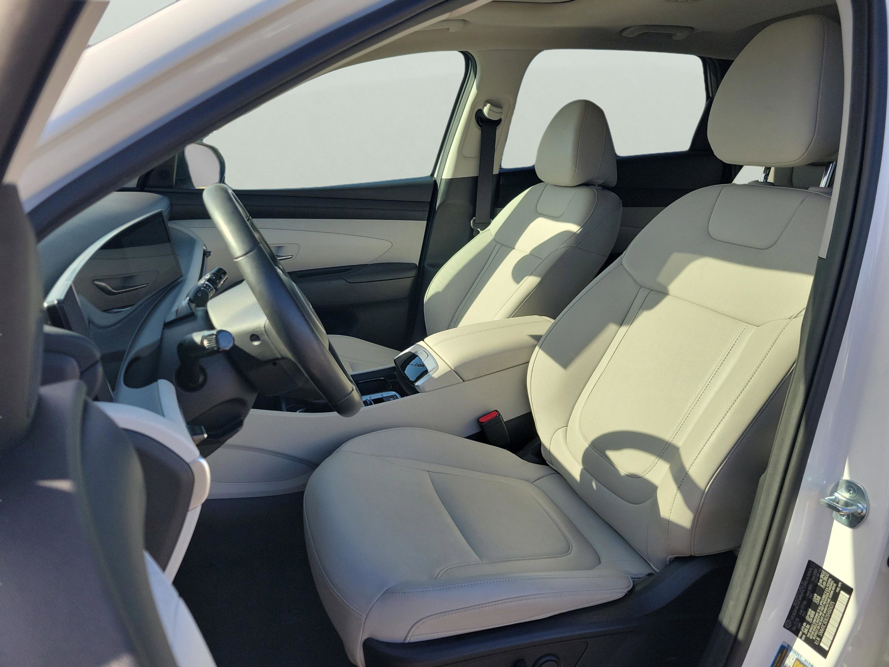 Certified 2025 Hyundai Tucson SEL image 16