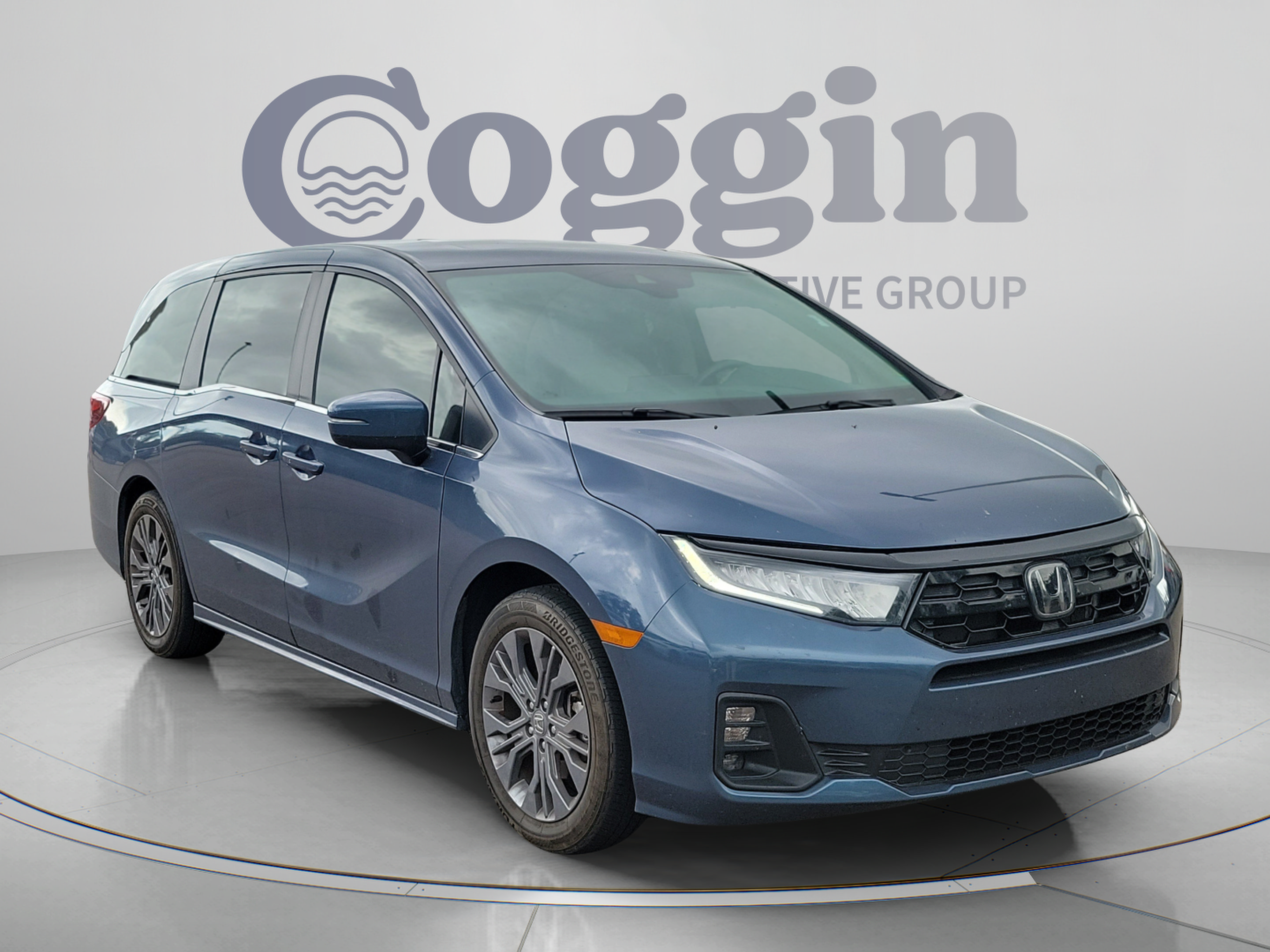 Certified 2025 Honda Odyssey Touring image 7