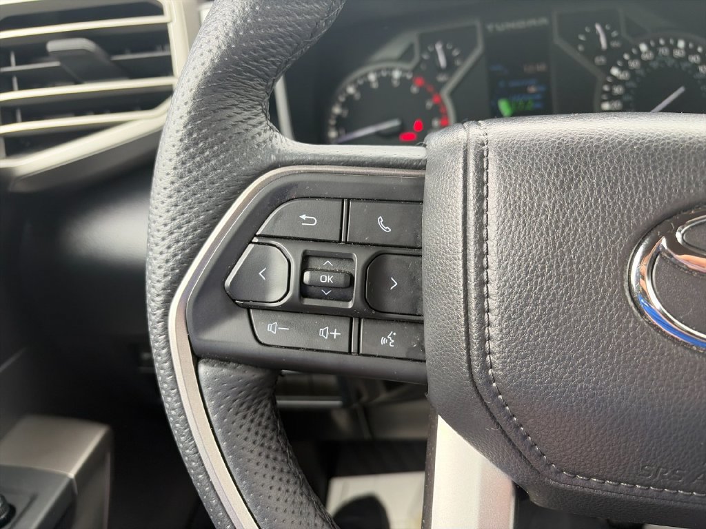 Used 2025 Toyota Tundra SR5 w/ TRD Off-Road Package AWD/4WD image 28