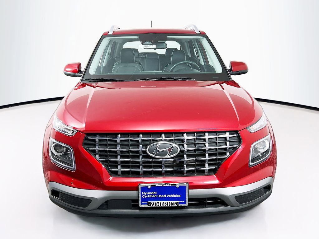 Certified 2023 Hyundai Venue Limited w/ Cargo Package FWD image 2