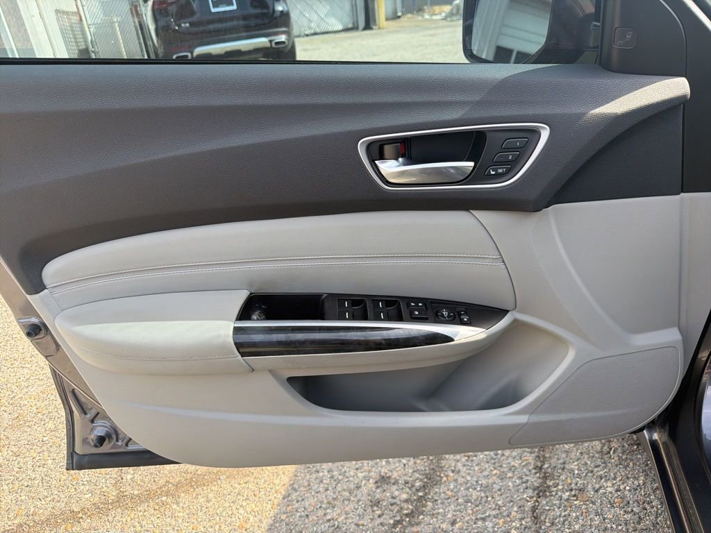 Used 2019 Acura TLX w/ Technology Package image 11