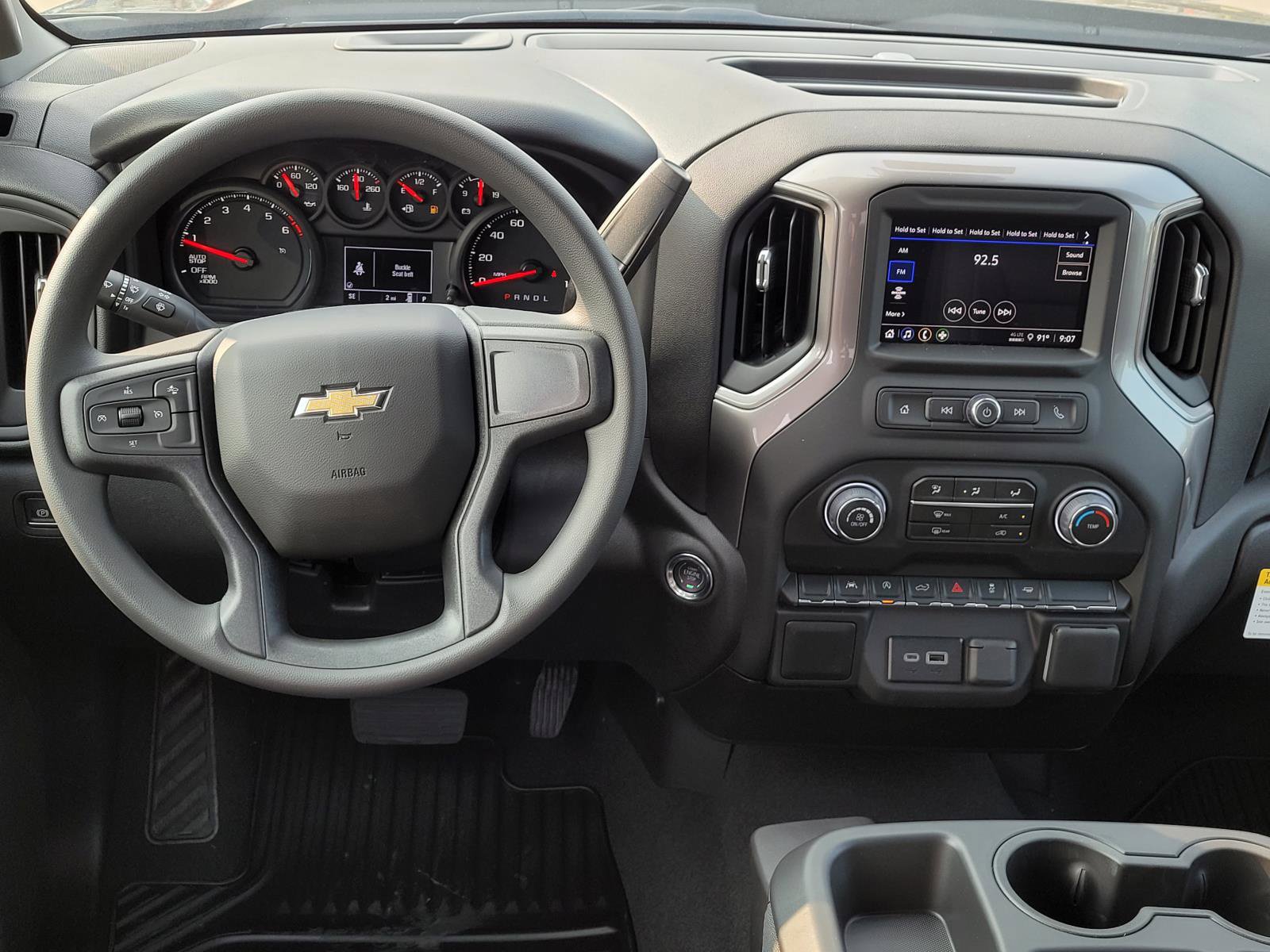 New 2026 Chevrolet Silverado 1500 Custom RWD image 10