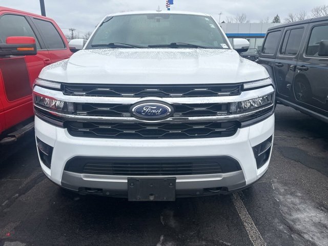 Used 2023 Ford Expedition Limited image 6