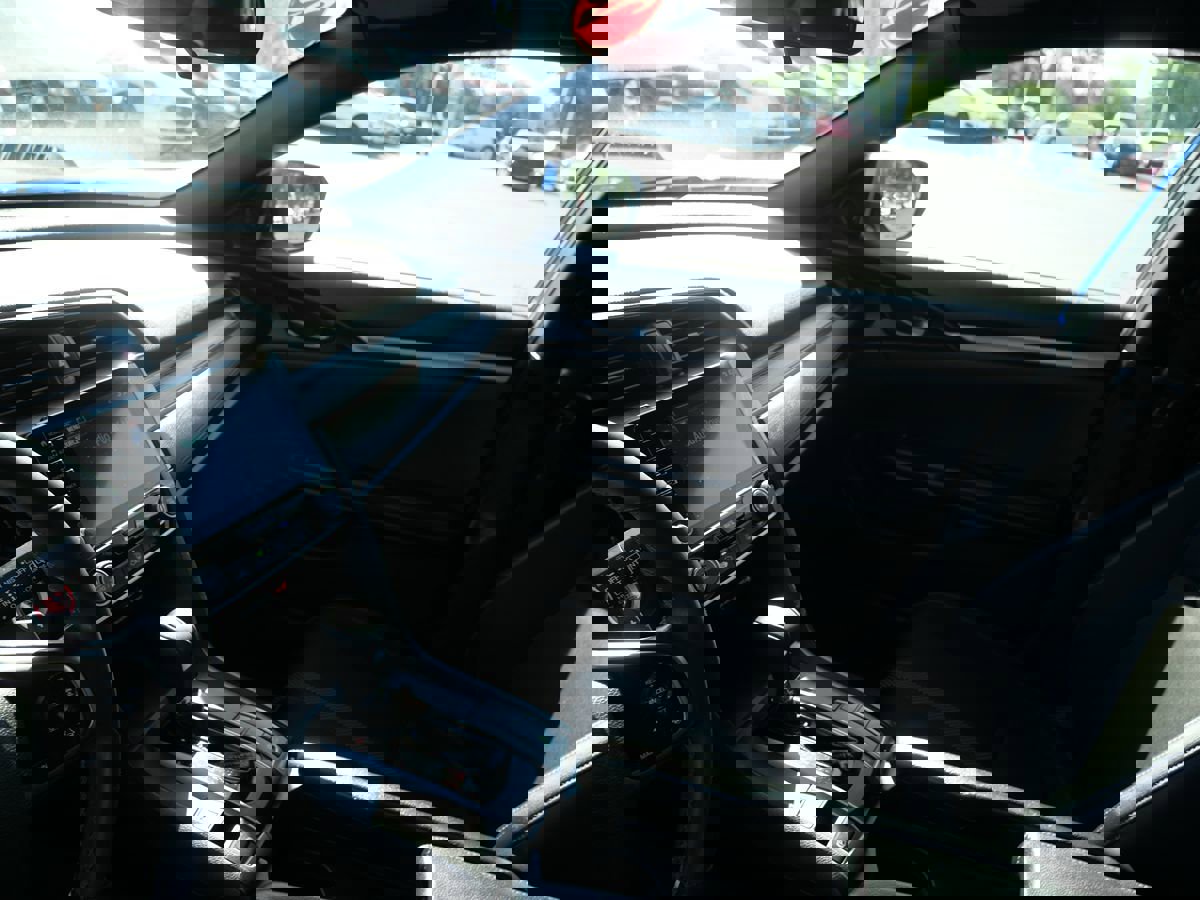 Used 2020 Honda Civic Sport image 13