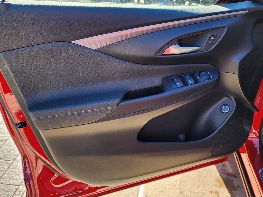 New 2026 Buick Envista Avenir image 13