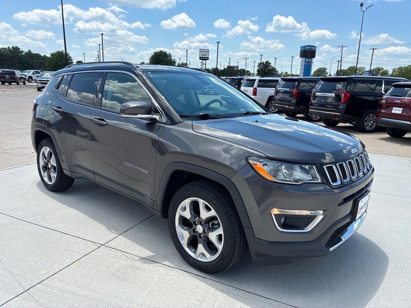 Used 2018 Jeep Compass Limited AWD/4WD image 8