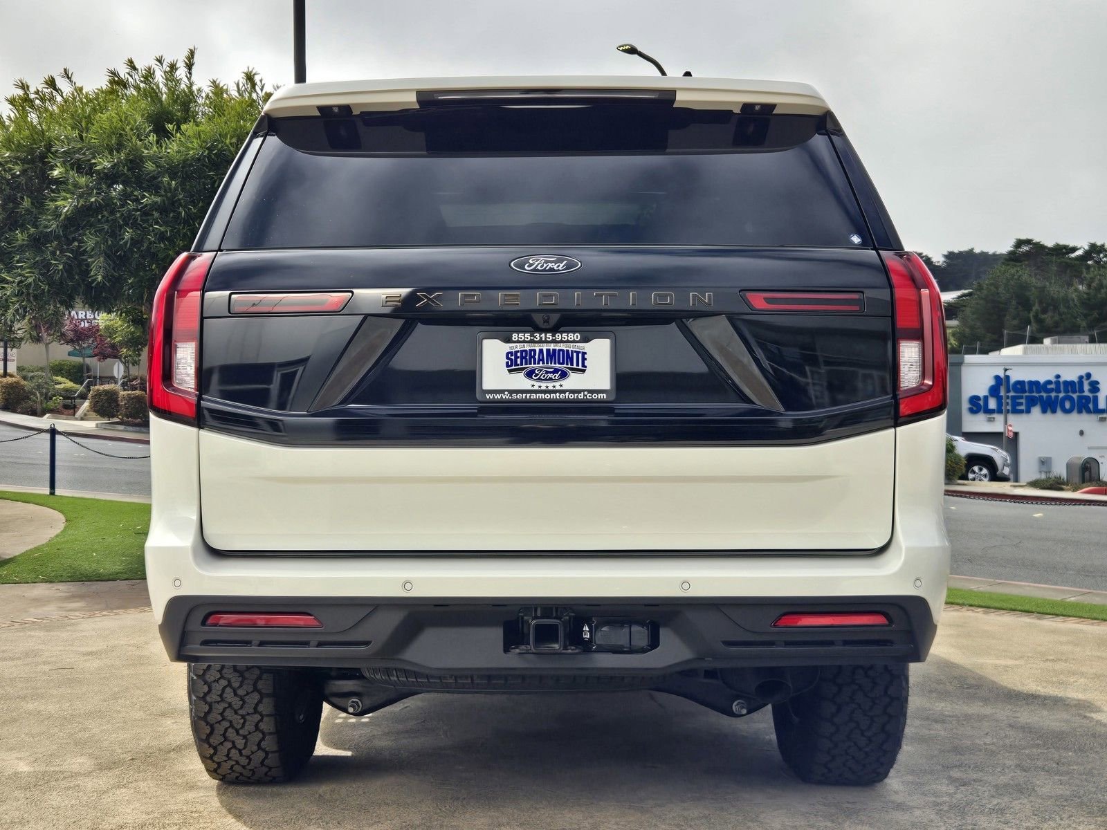 New 2026 Ford Expedition Tremor image 6