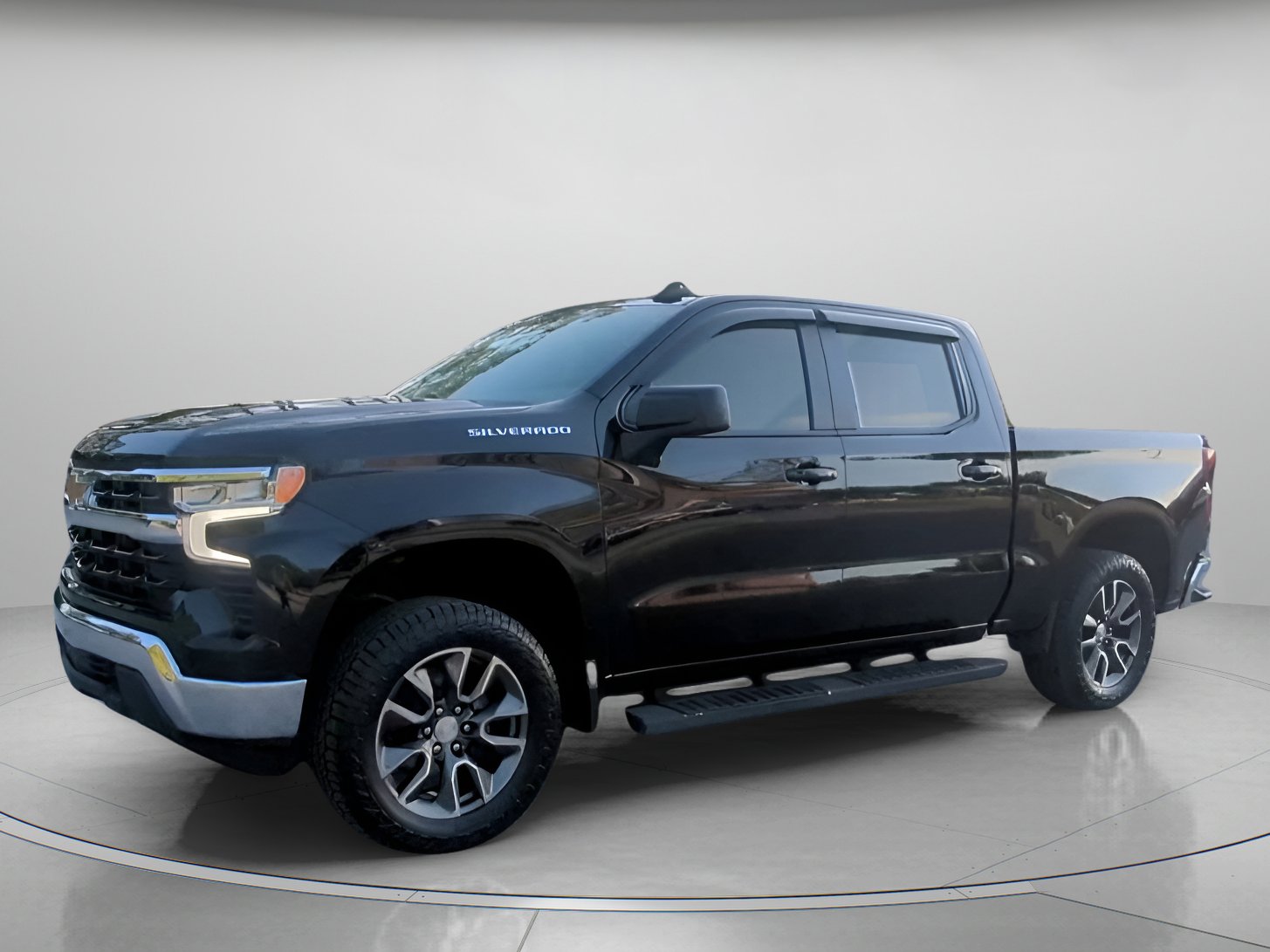 Used 2022 Chevrolet Silverado 1500 LT w/ Protection Package RWD image 13