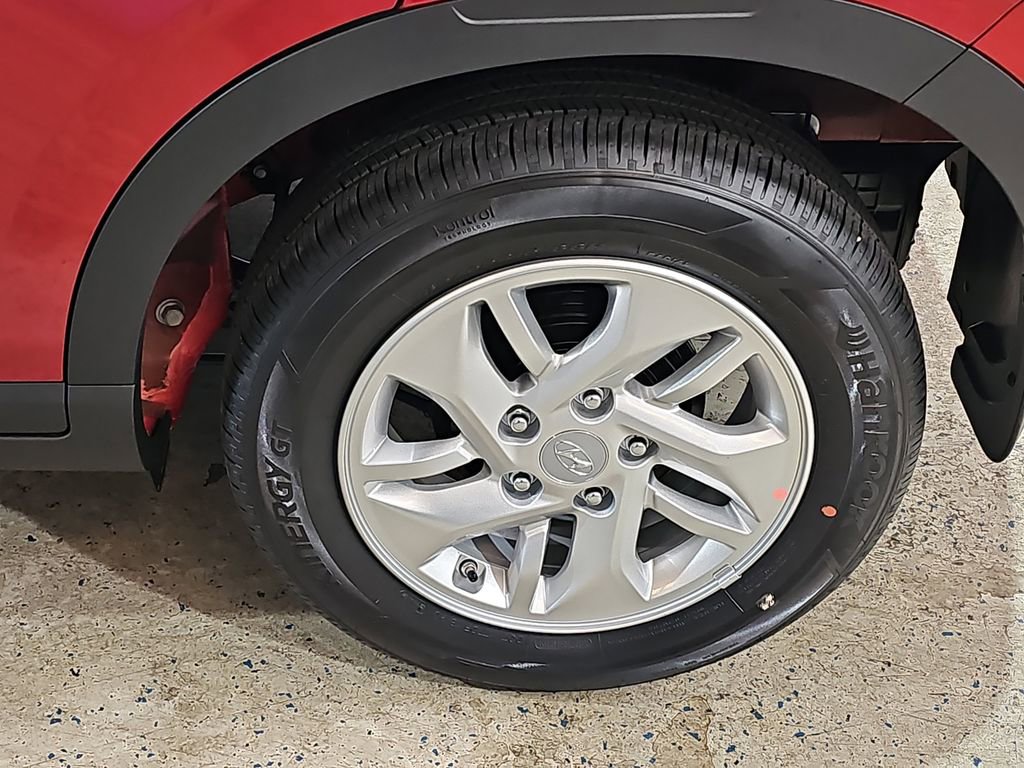 New 2026 Hyundai Venue SE image 31