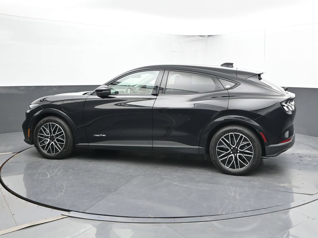 Used 2025 Ford Mustang Mach-E Premium AWD/4WD image 9