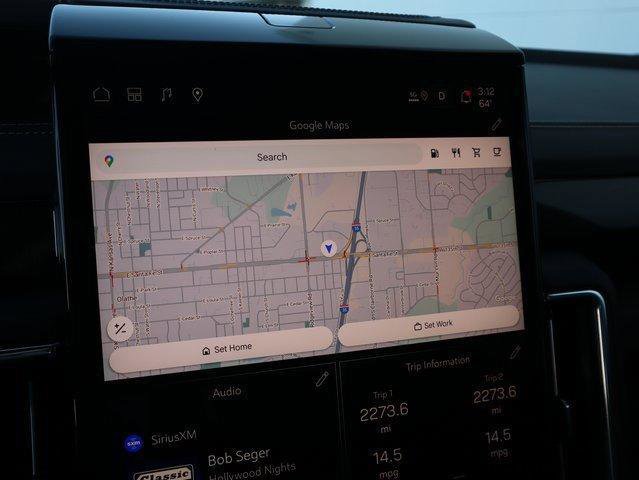 New 2025 GMC Yukon Elevation image 44