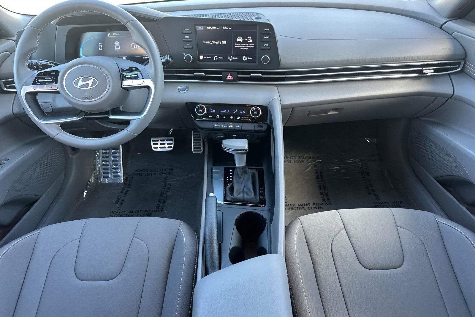 Used 2026 Hyundai Elantra Sport image 16