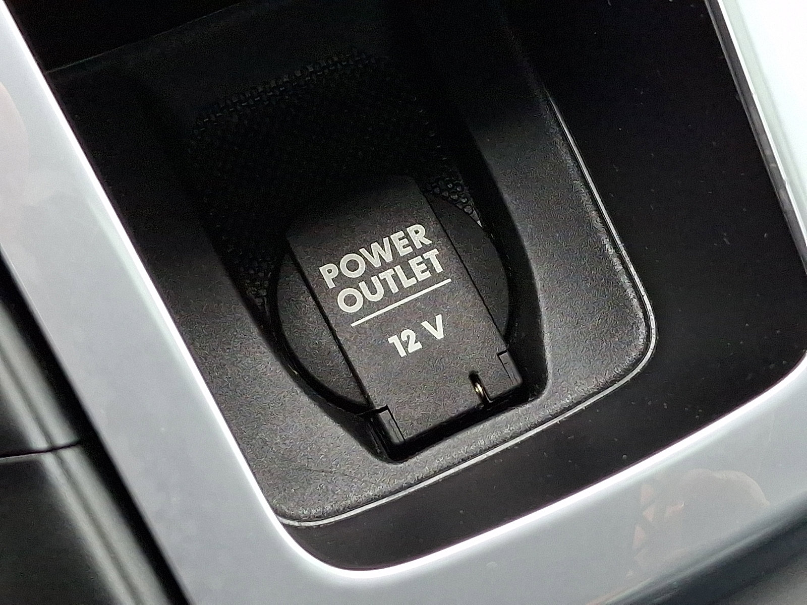 Used 2020 Porsche Macan AWD/4WD image 26