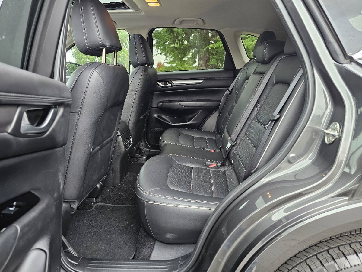 Used 2025 MAZDA CX-5 AWD 2.5 S w/ Preferred Package image 22