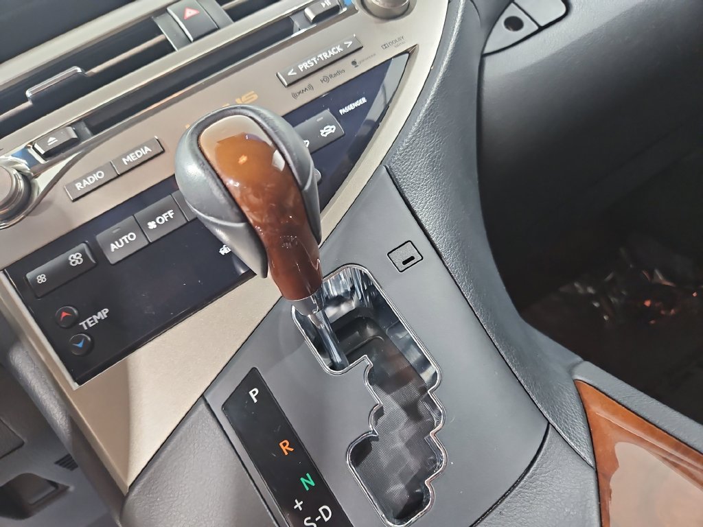 Used 2013 Lexus RX 450h AWD w/ Navigation Pkg image 25