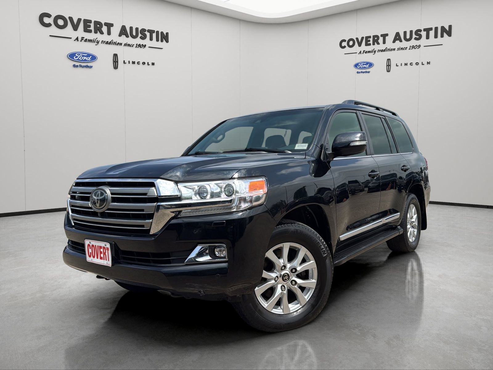 Used 2018 Toyota Land Cruiser AWD/4WD image 1
