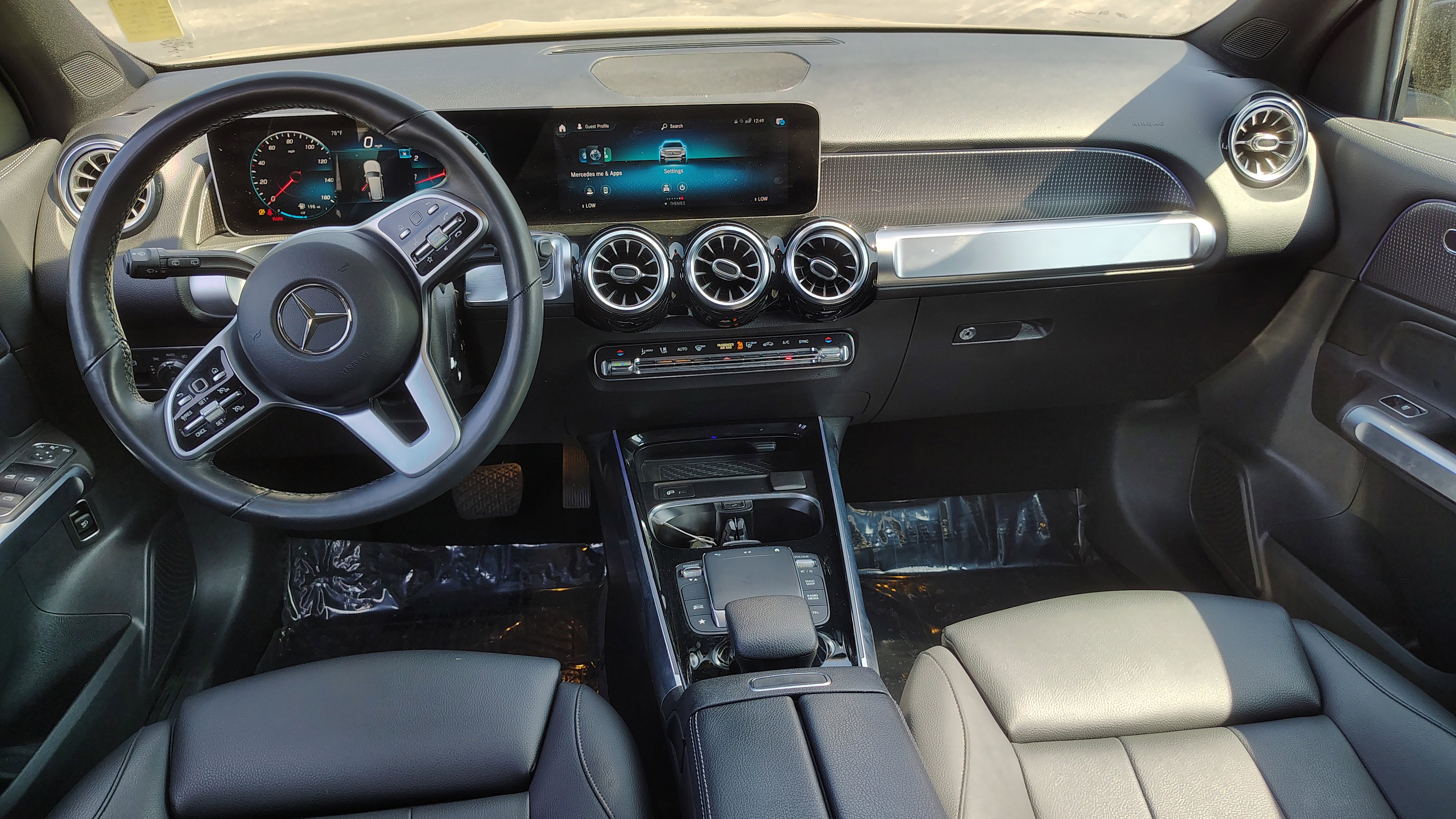 Used 2021 Mercedes-Benz GLB 250 4MATIC image 14