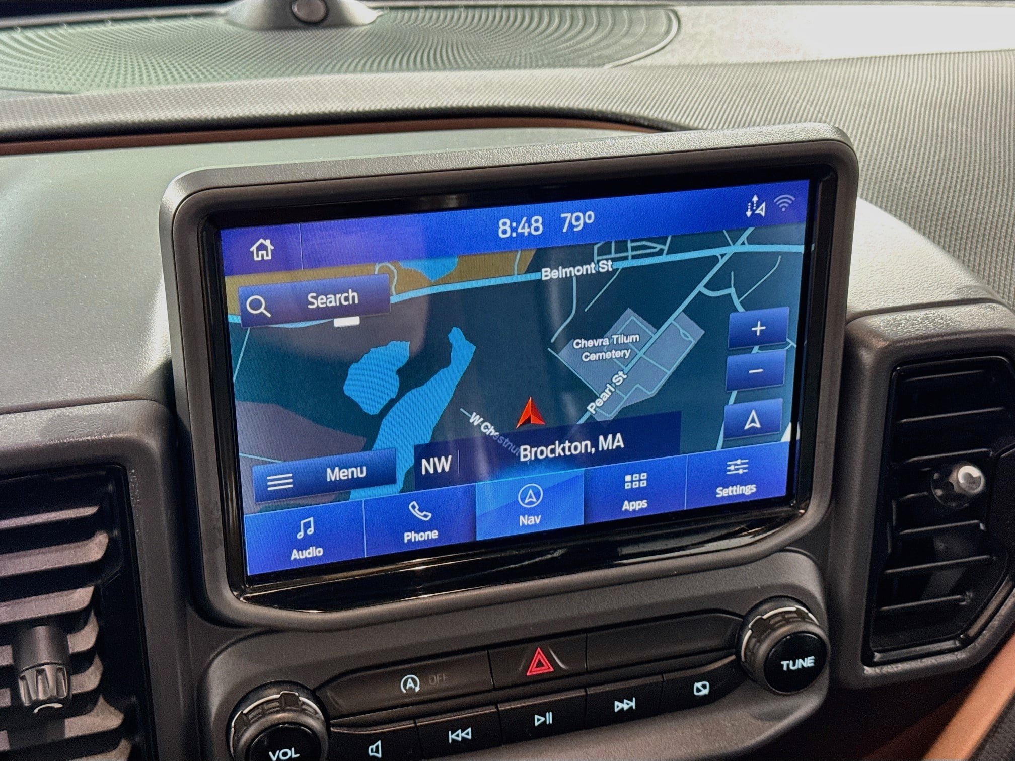 Used 2021 Ford Bronco Sport Outer Banks w/ Outer Banks Package AWD/4WD image 2
