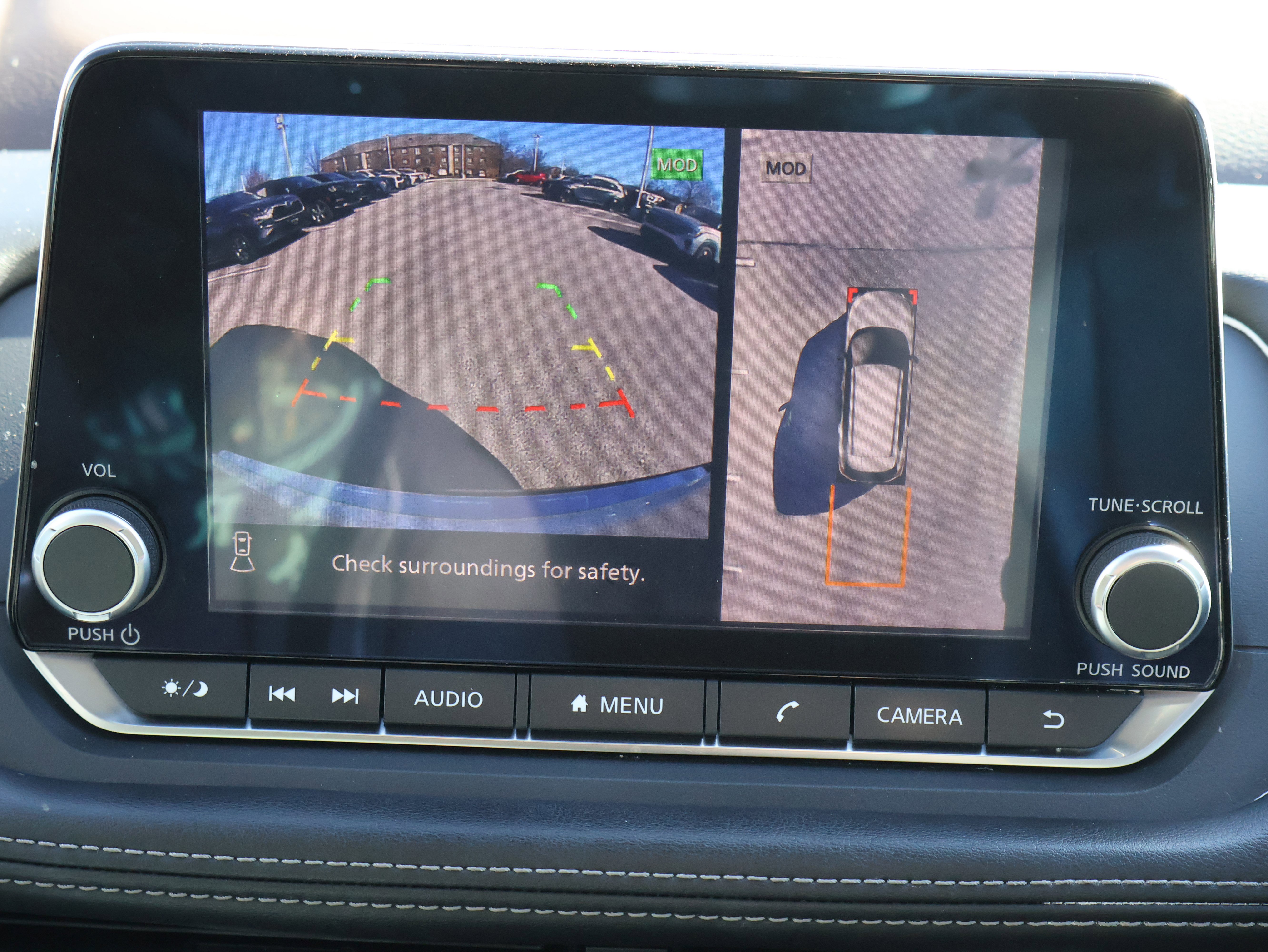 Used 2022 Nissan Rogue SL image 27