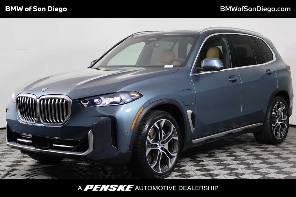 Used 2025 BMW X5 xDrive50e w/ Parking Assistance Package image 1