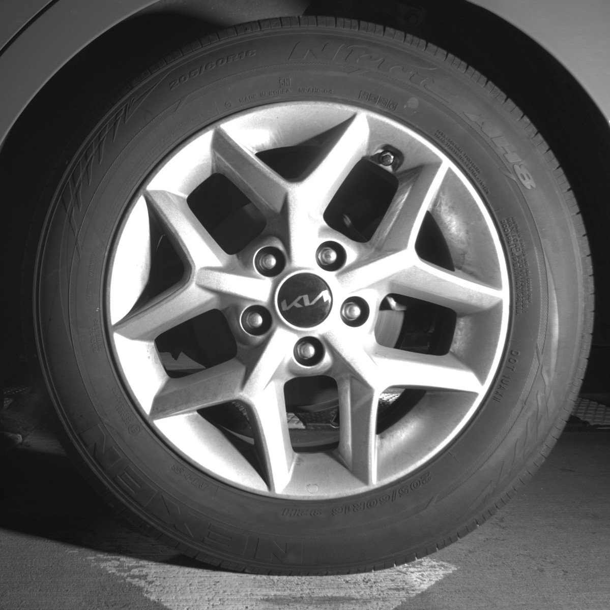 Used 2025 Kia Soul LX w/ LX Technology Package image 14