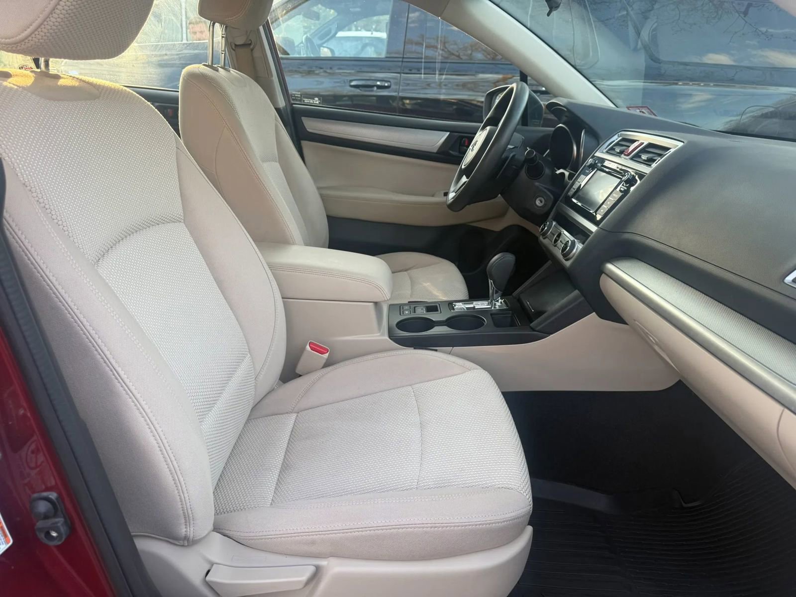 Used 2019 Subaru Outback 2.5i image 10