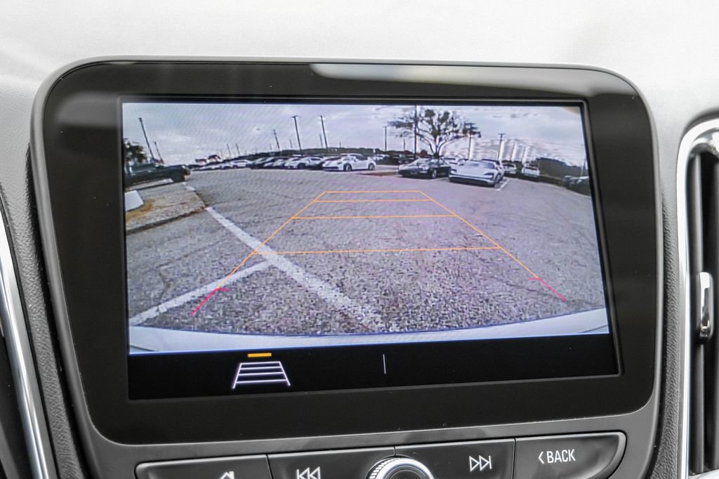 Used 2020 Chevrolet Malibu LT image 21