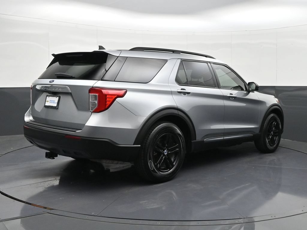 Used 2023 Ford Explorer XLT RWD image 5