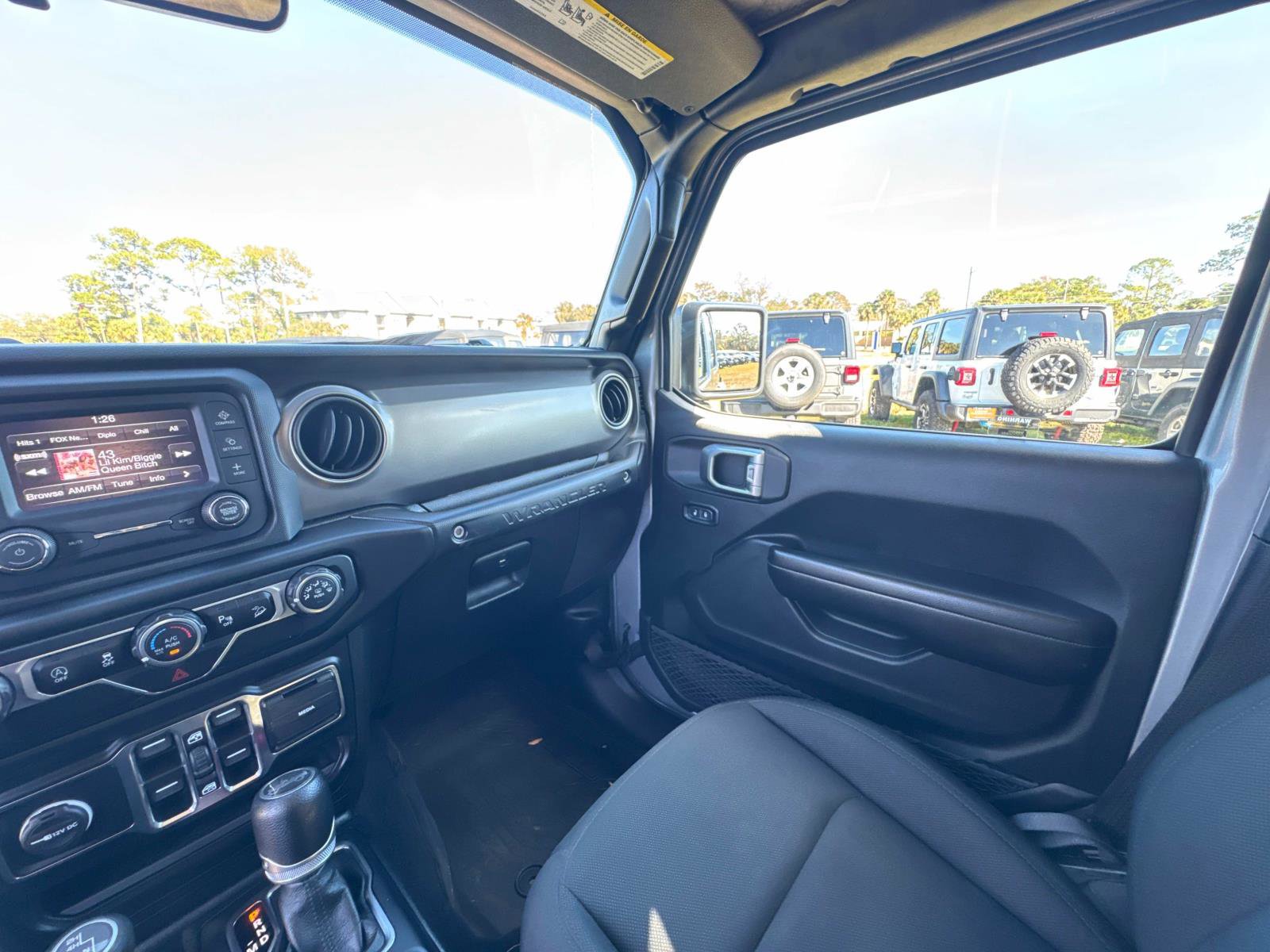 Used 2020 Jeep Wrangler Willys image 28