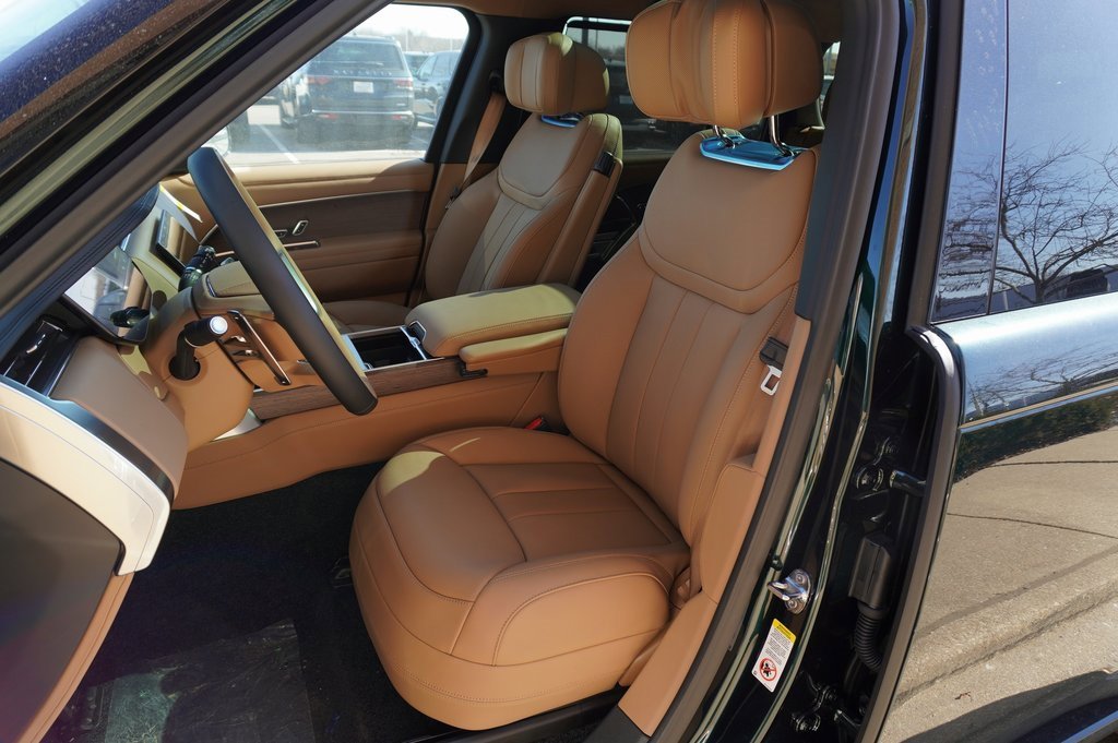 New 2026 Land Rover Range Rover Long Wheelbase Autobiography image 13