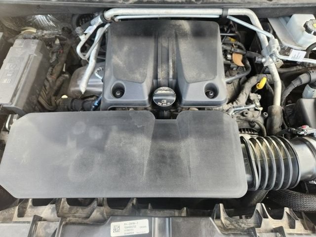 Used 2024 Chevrolet Colorado Trail Boss AWD/4WD image 32