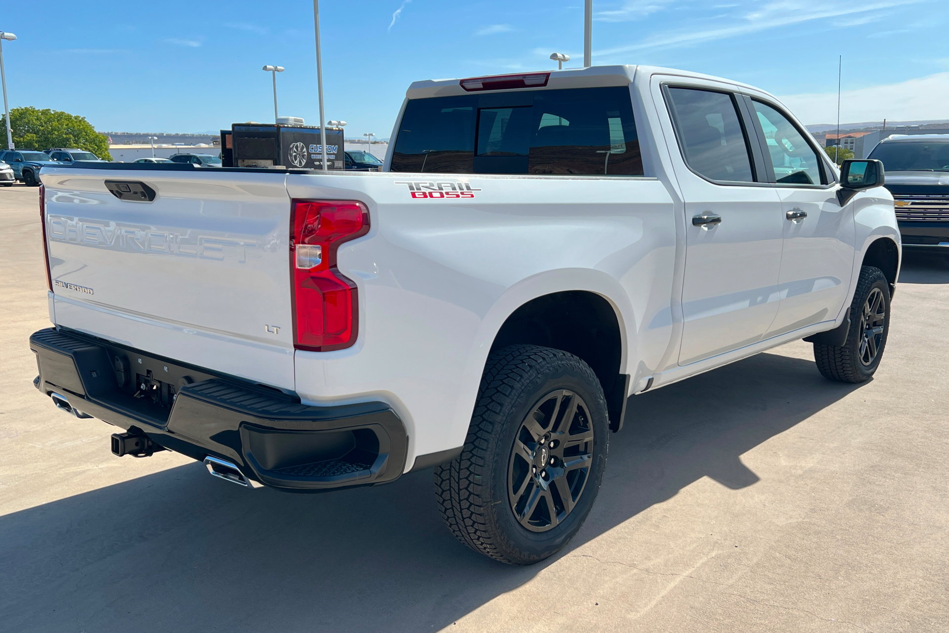 New 2026 Chevrolet Silverado 1500 LT Trail Boss w/ Convenience Package II AWD/4WD image 6