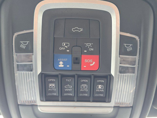 Used 2021 RAM 1500 Limited w/ Night Edition image 40