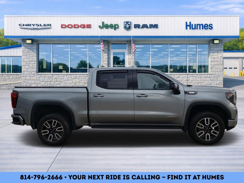 Used 2025 GMC Sierra 1500 AT4 w/ AT4 Premium Package AWD/4WD image 2