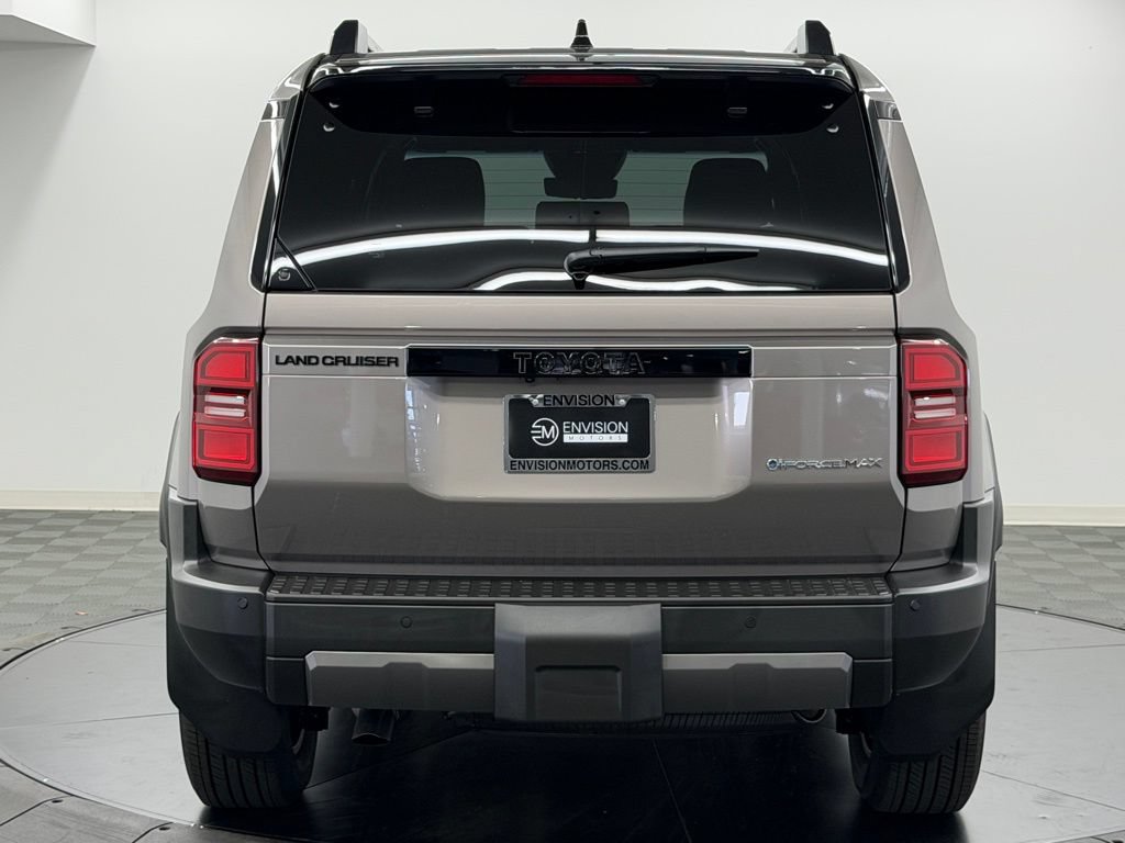 Used 2026 Toyota Land Cruiser w/ Premium Package AWD/4WD image 9