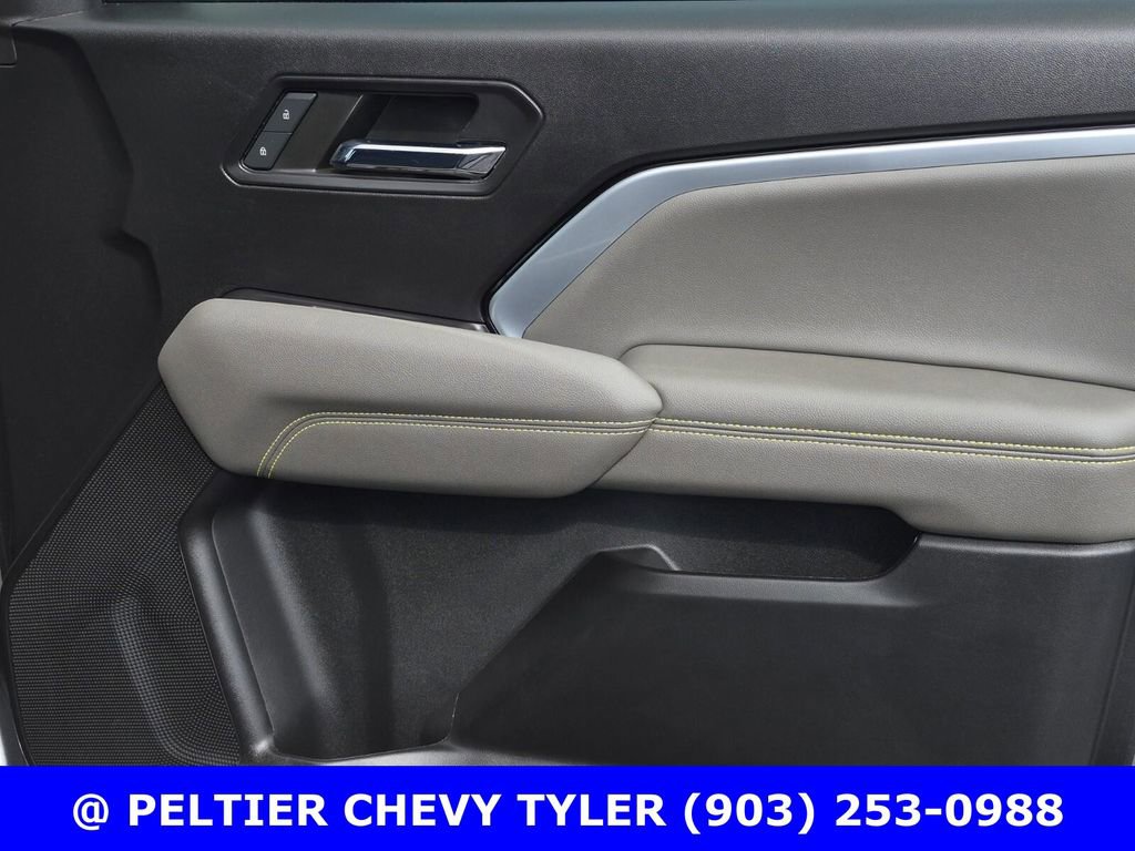 Used 2024 Chevrolet Colorado ZR2 w/ ZR2 Convenience Package III image 15