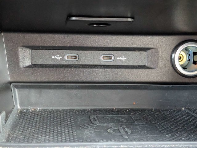 Certified 2024 Volkswagen Tiguan SE R-Line FWD image 23