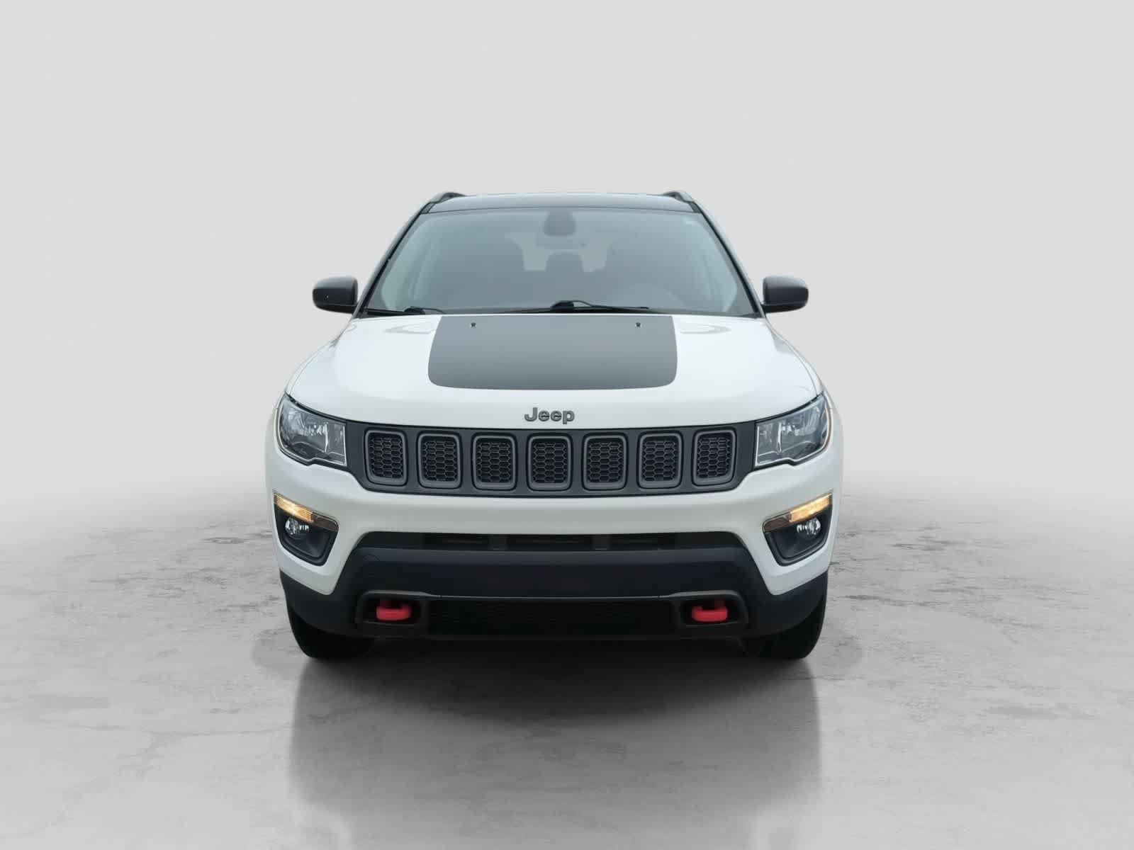 Used 2019 Jeep Compass Trailhawk AWD/4WD image 3