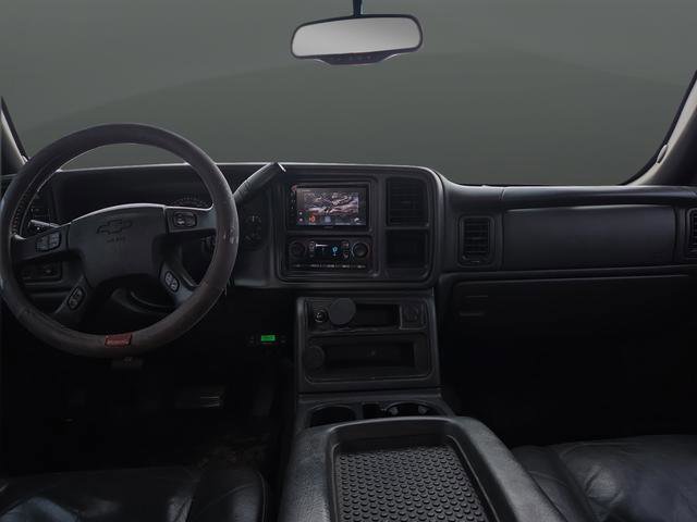 Used 2007 Chevrolet Silverado 2500 LT w/ Heavy-Duty Power Package image 10