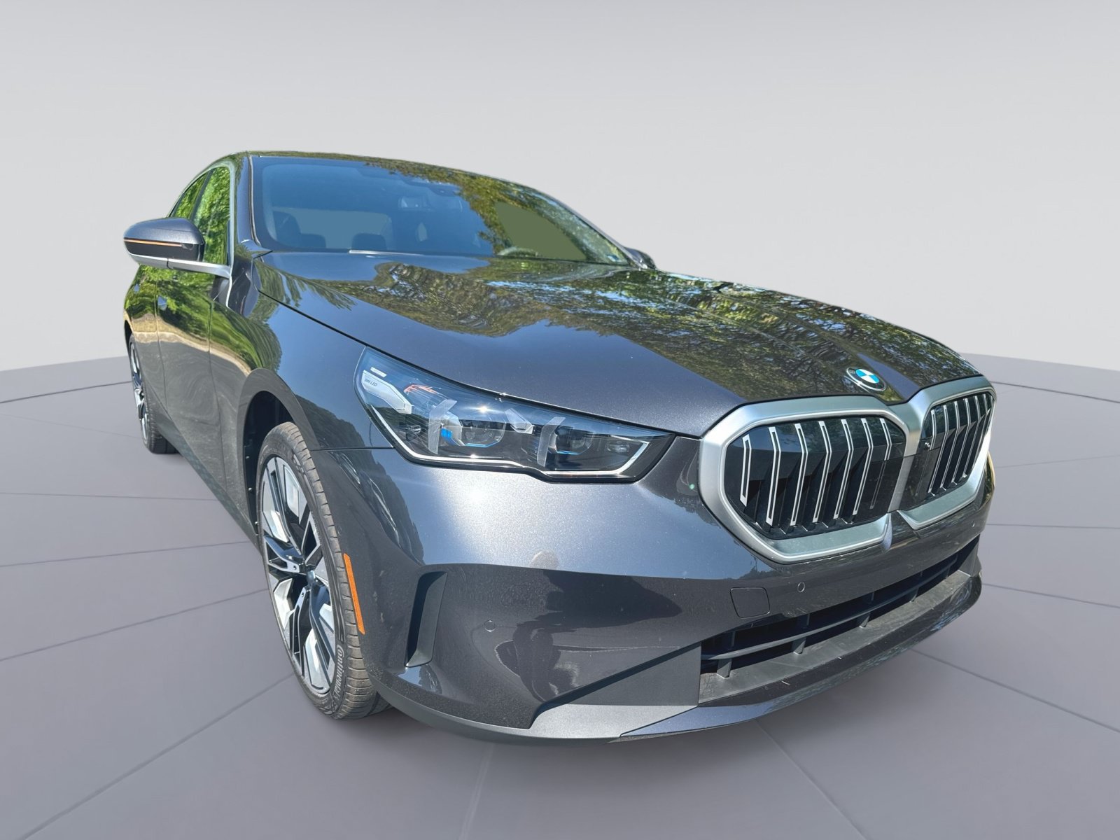 New 2026 BMW 530i xDrive AWD/4WD image 3