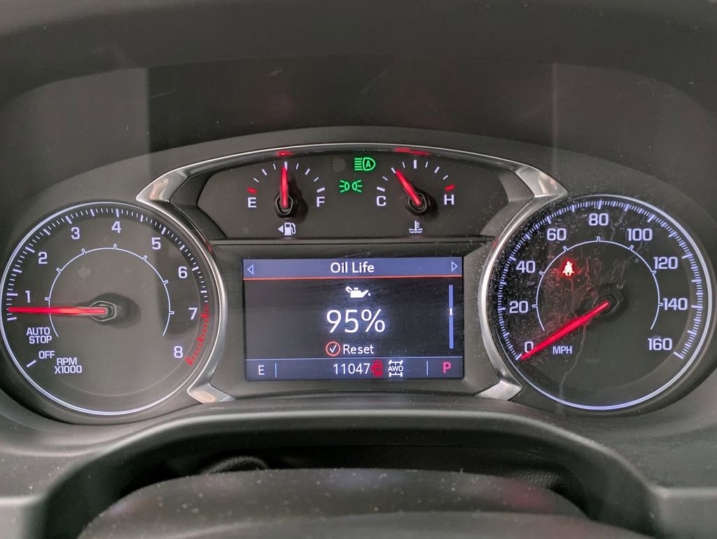 Used 2023 GMC Acadia SLT w/ Elevation Edition image 16