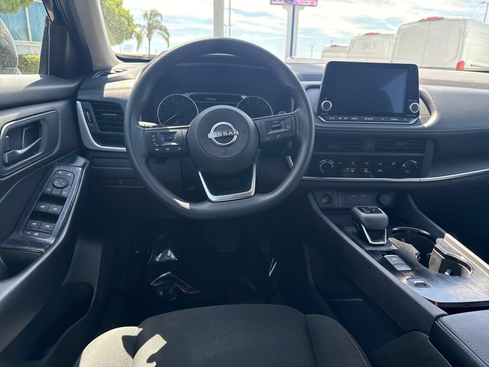 Used 2024 Nissan Rogue S FWD image 13