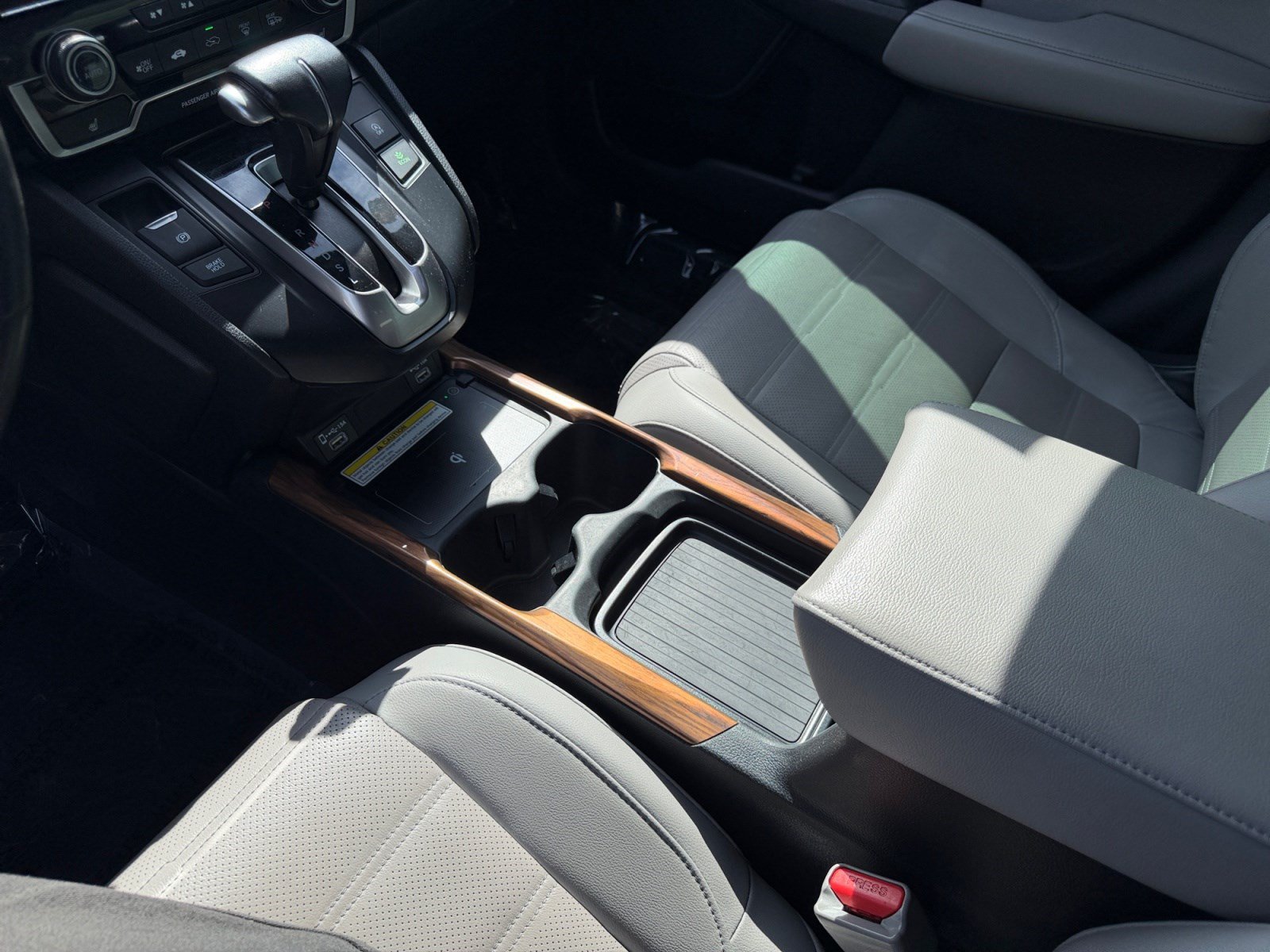 Used 2020 Honda CR-V Touring image 15