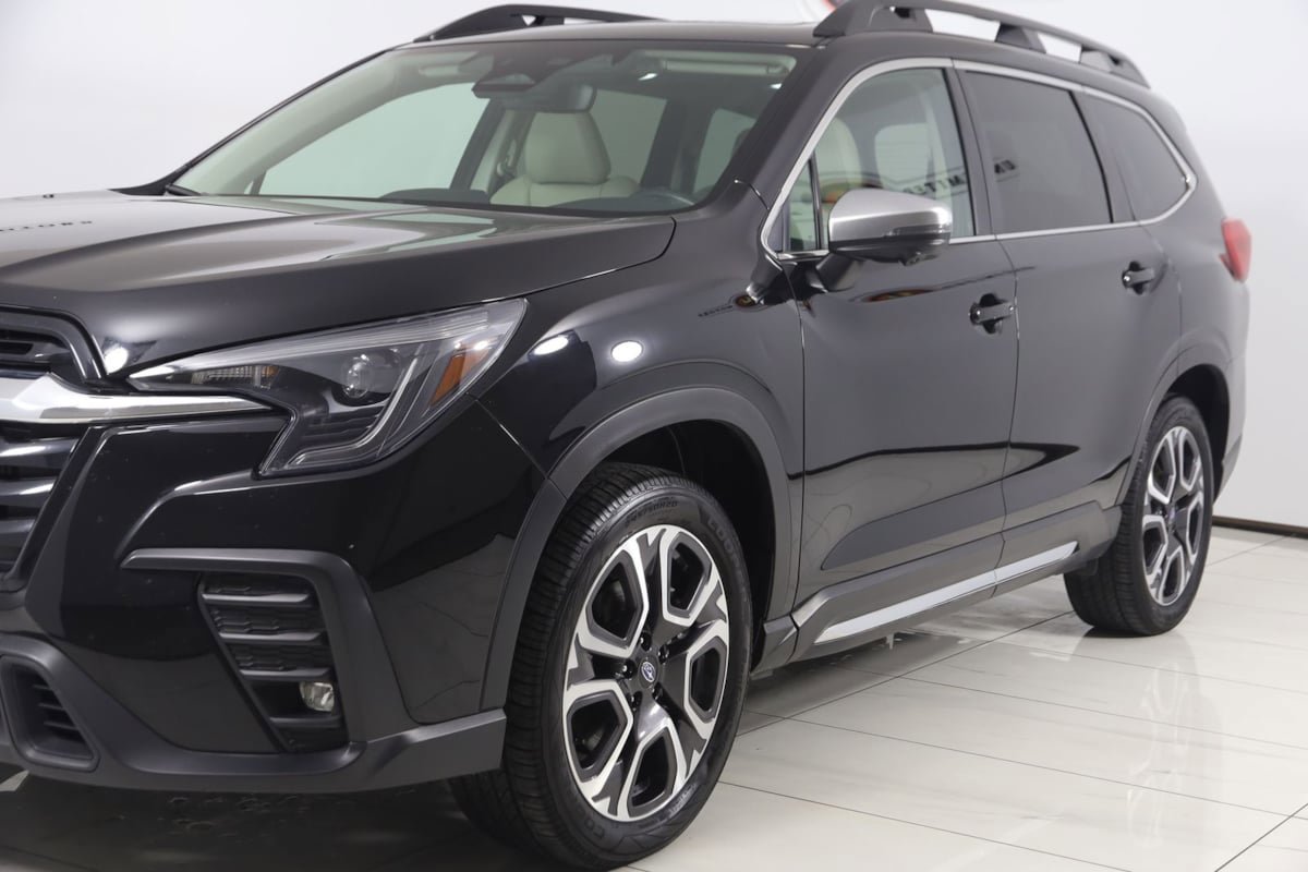 Used 2023 Subaru Ascent Limited w/ Technology Package AWD/4WD image 56