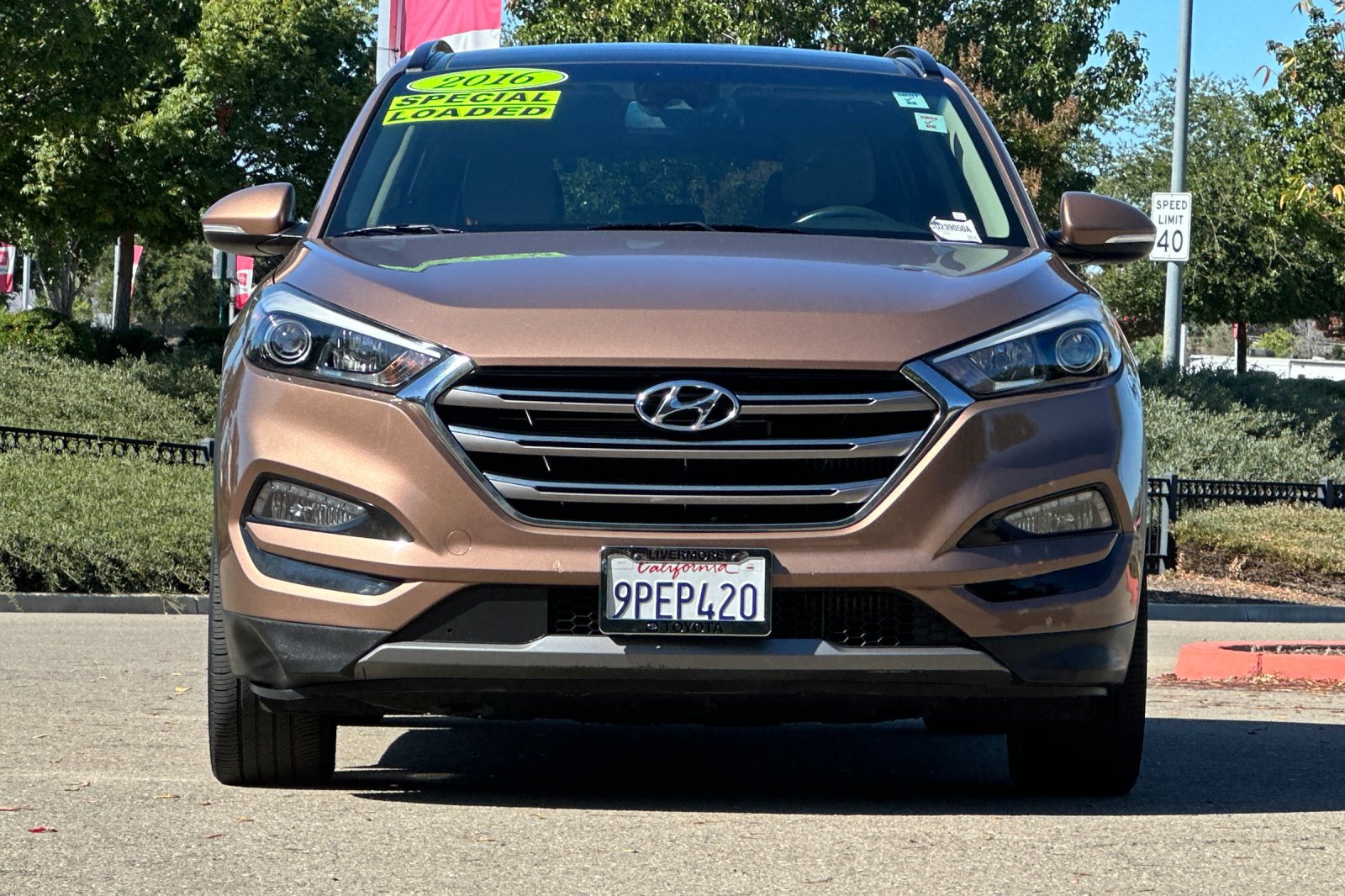 Used 2016 Hyundai Tucson Limited w/ Option Group 03 FWD image 9