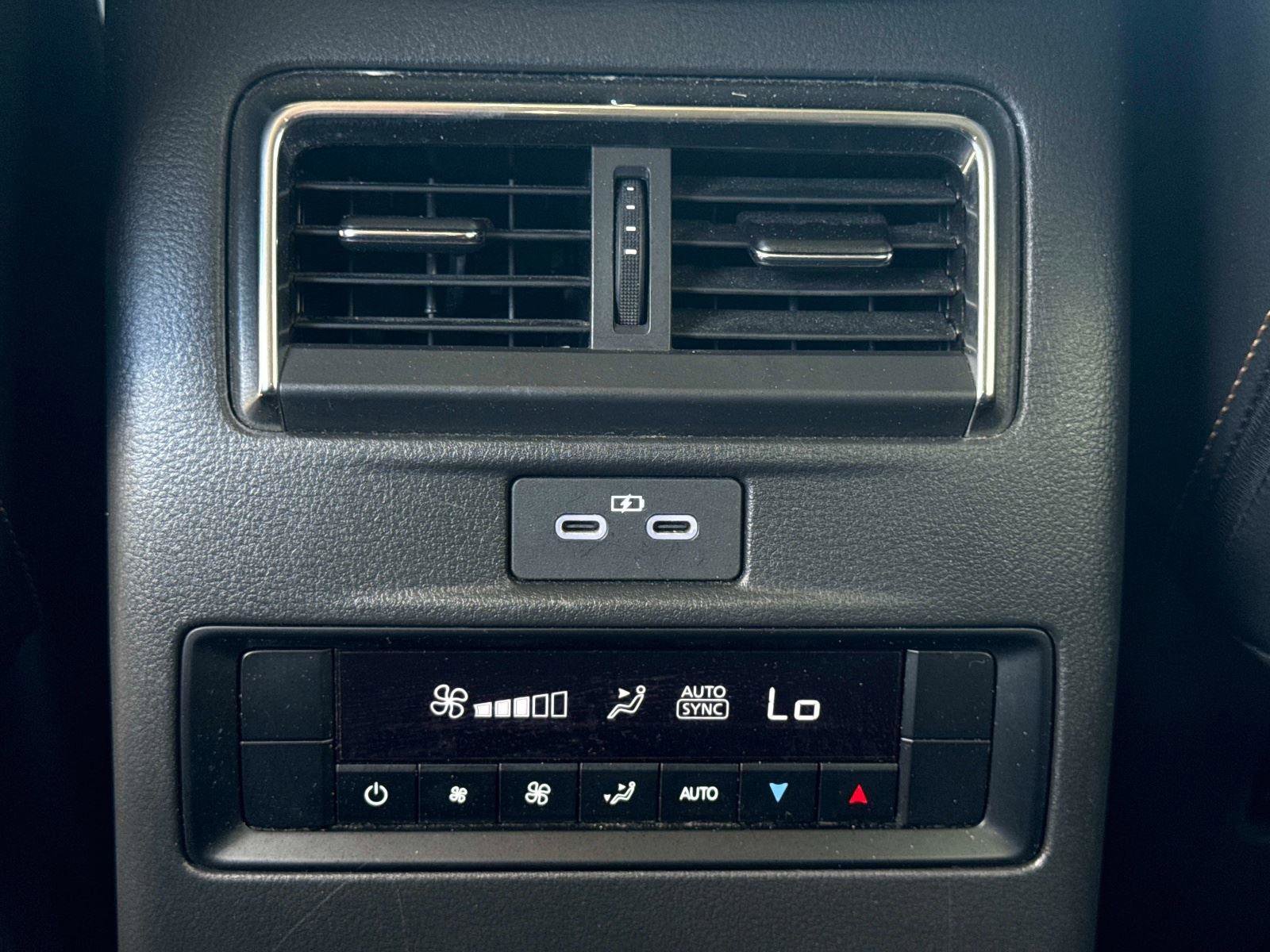 Certified 2025 MAZDA CX-90 3.3 Turbo w/ Preferred Package AWD/4WD image 18